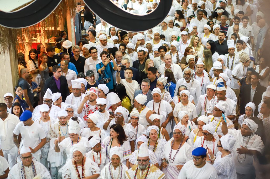 Bienal do Livro de lagoas 2025 \u002D dia 1 \u002D 31/10