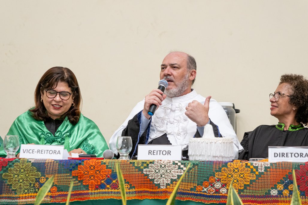 Solenidade Honoris Causa e Professoras Eméritas Enfermagem