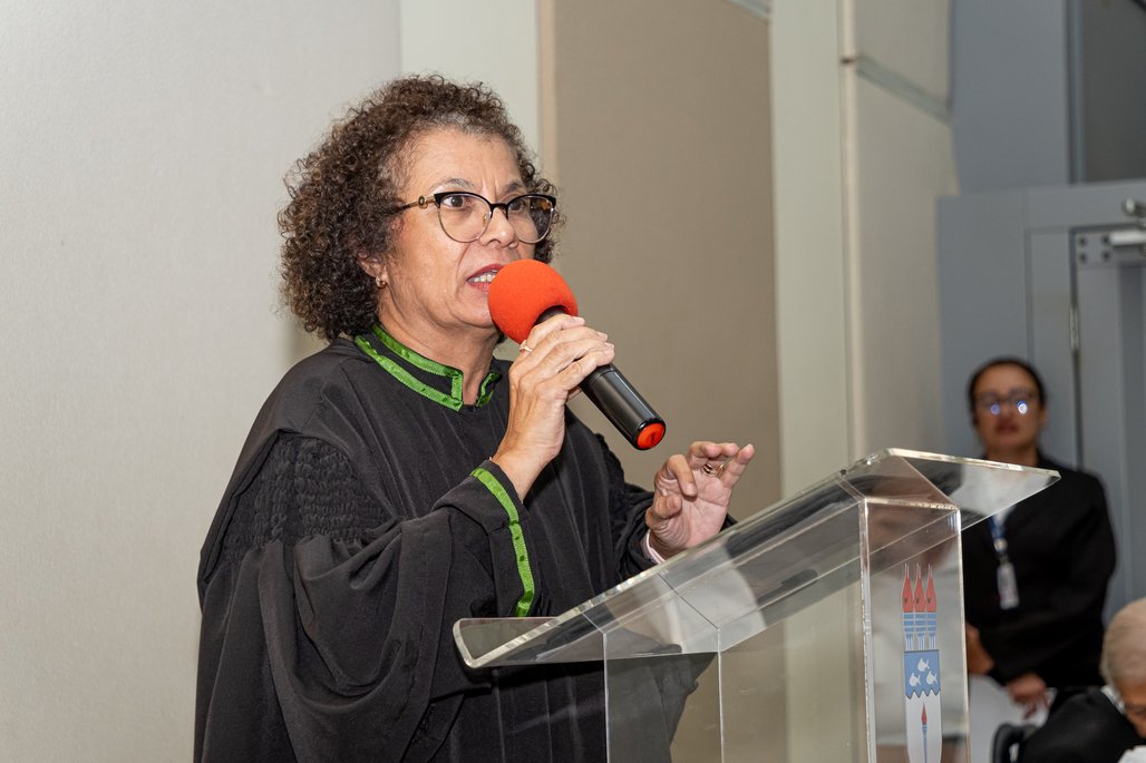 Solenidade Honoris Causa e Professoras Eméritas Enfermagem