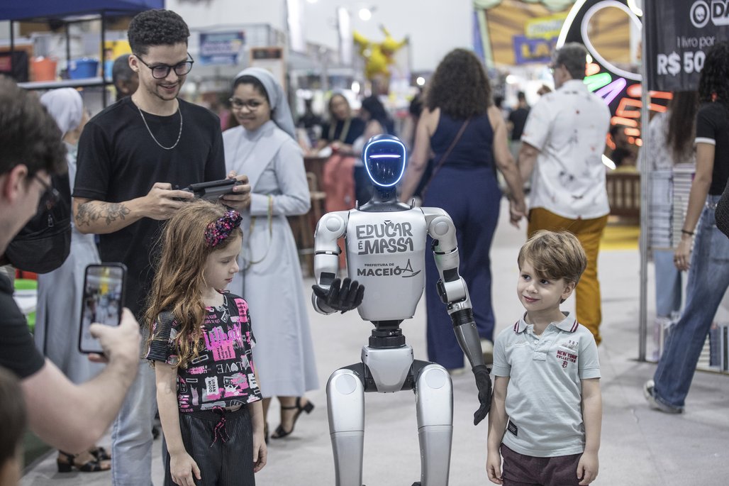 Bienal do Livro de Alagoas 2025 \u002D dia 7 \u002D 06/11