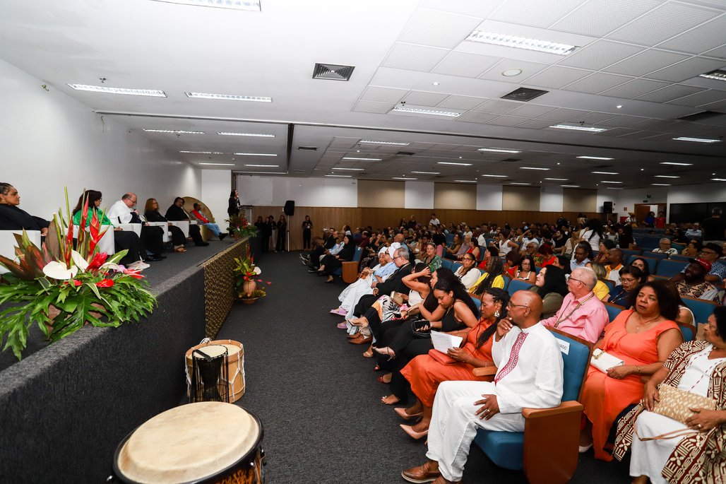 Bienal do Livro de lagoas 2025 \u002D dia 2 \u002D 01/11