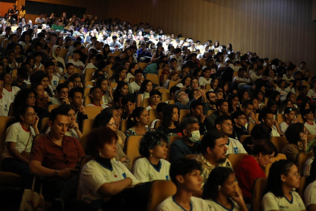 10º Bienal do Livro\u002D dia 18 de agosto