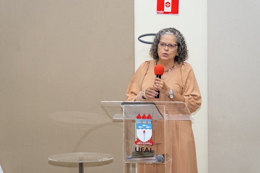 Solenidade Honoris Causa e Professoras Eméritas Enfermagem