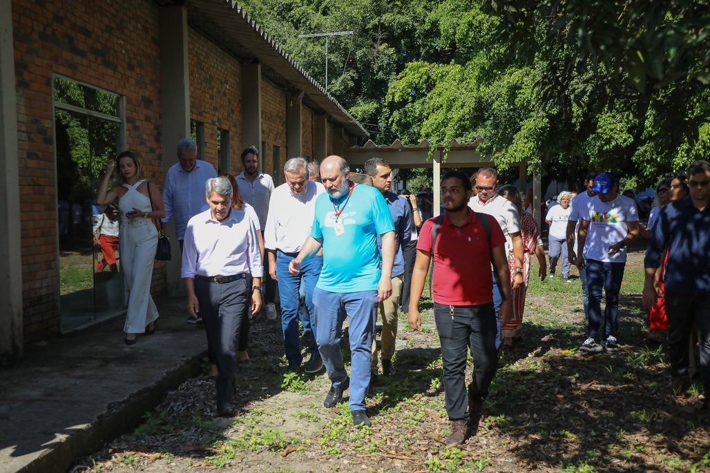 Visita do Ministro André de Paula (Pesca e Aquicultura) ao CECA