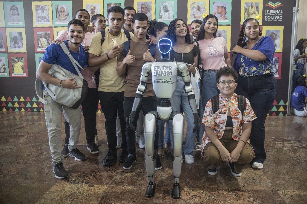 Bienal do Livro de Alagoas 2025 \u002D dia 6 \u002D 05/11