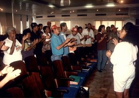 SEMINÁRIO COM OS SEM TERRA E SEM TETO 10 A