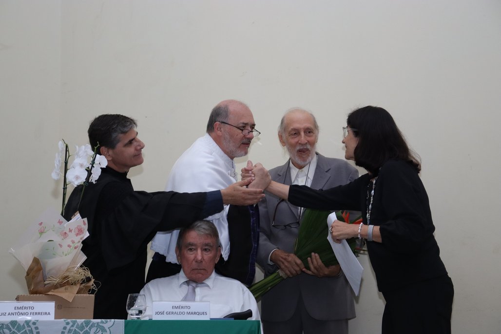 Solenidade Título Professor Emérito ICBS