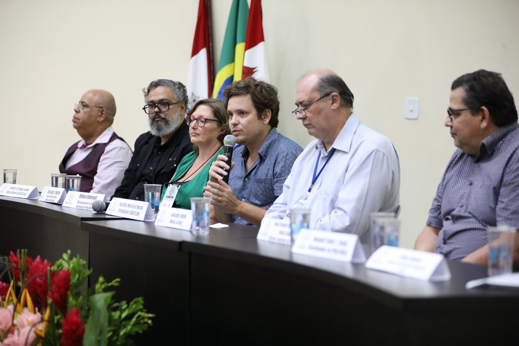 X Esocite \u002D Abertura