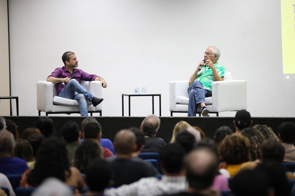 10º Bienal do Livro\u002D dia 18 de agosto