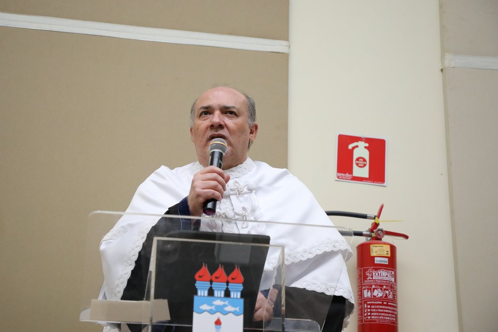 Doutor Honoris Causa \u002D Profa Cida