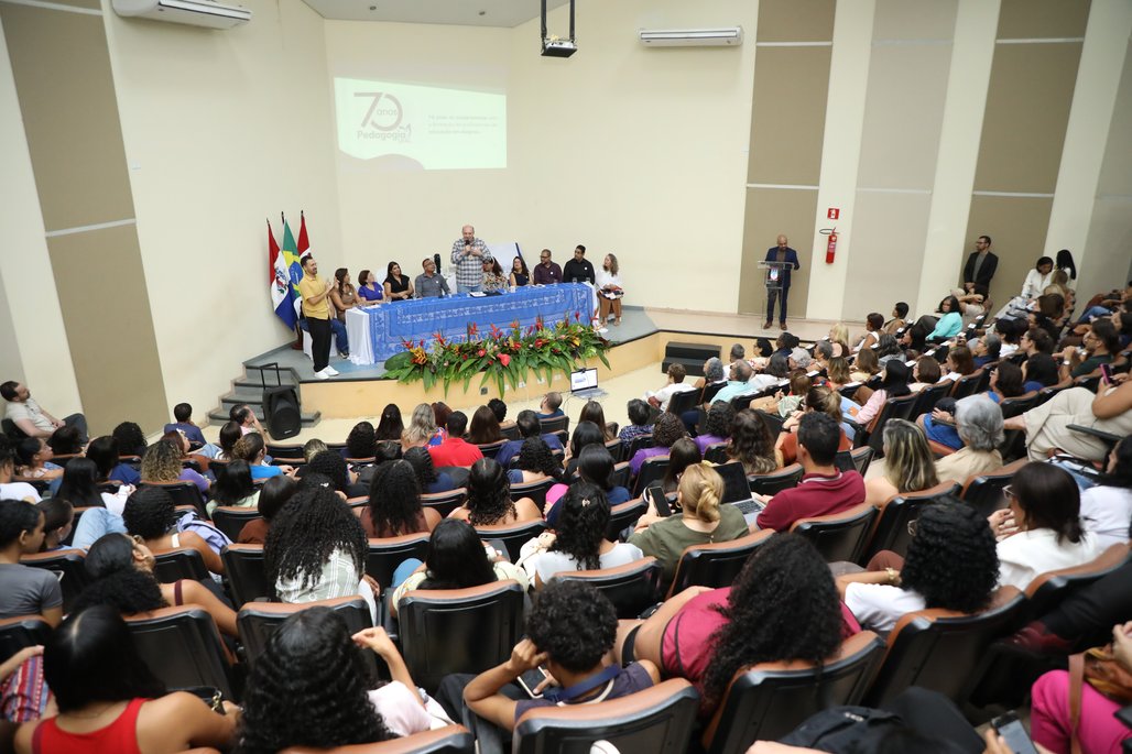 70 anos Pedagogia