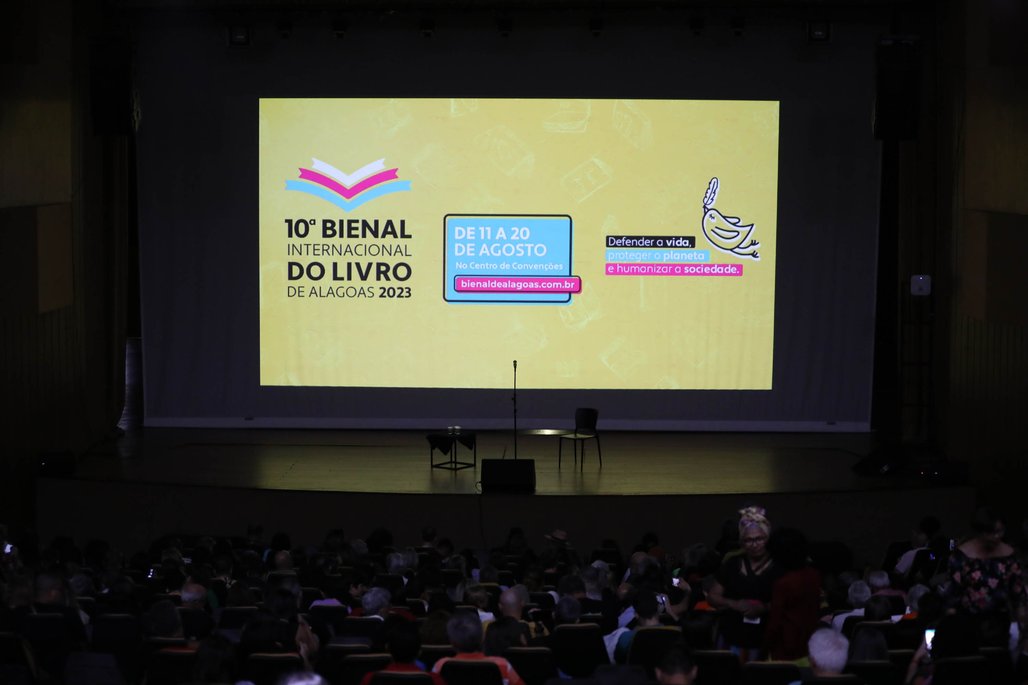 10º Bienal do Livro\u002D dia 15 de agosto