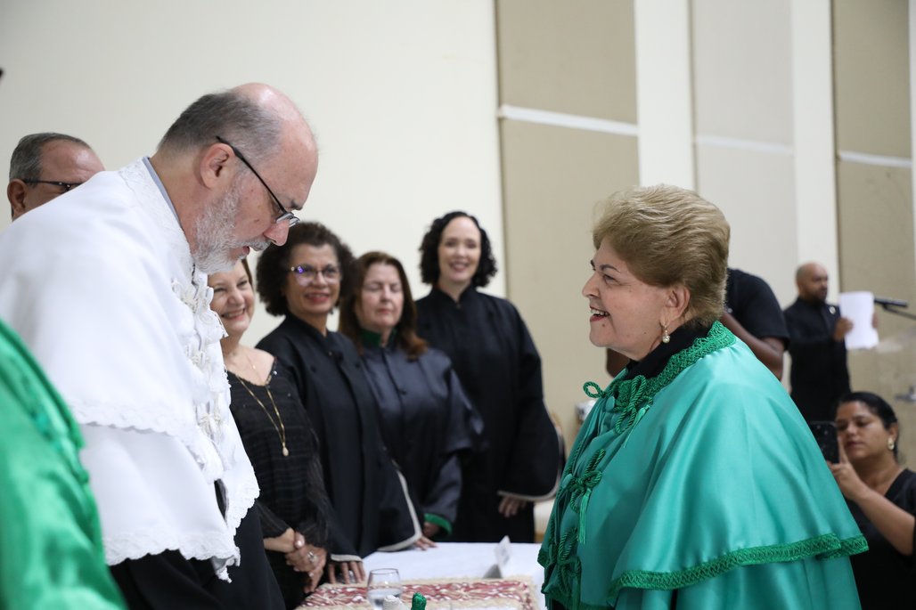 Solenidade de Honoris Causa da reitora Ana Dayse