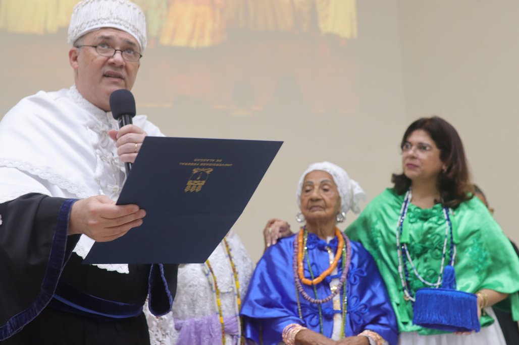 Solenidade Honoris Causa Mãe Mirian