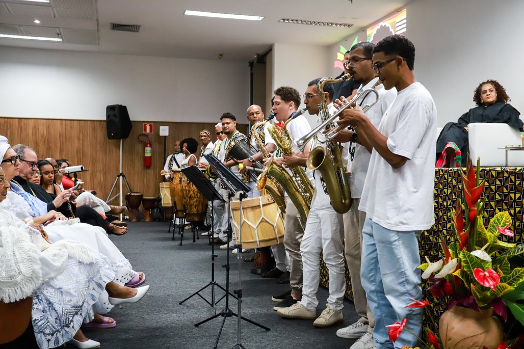 Bienal do Livro de lagoas 2025 \u002D dia 2 \u002D 01/11