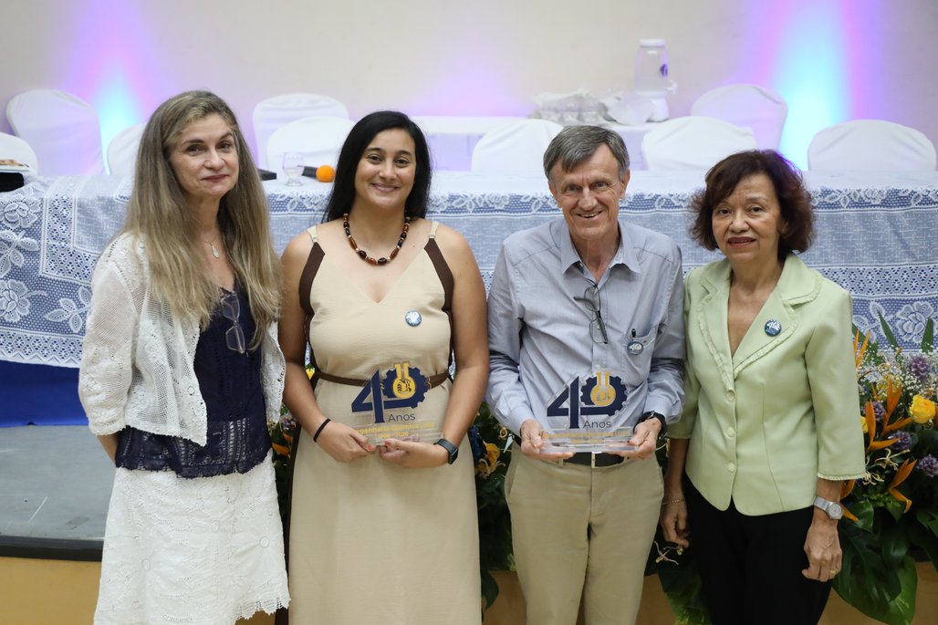 40 anos
