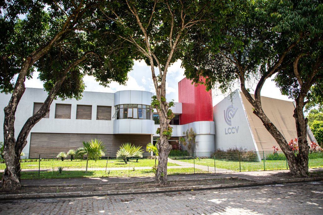 Campus A C Simões