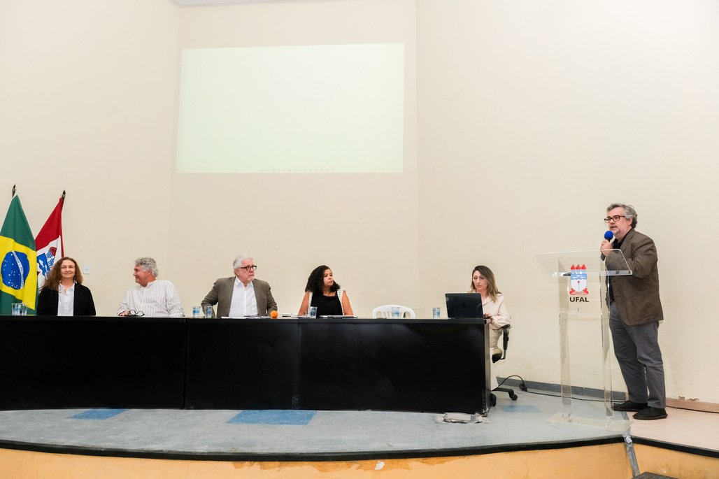 Ufal sedia diplomação de novos afiliados da Academia Brasileira de Ciências