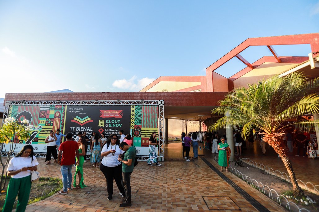 Bienal do Livro de Alagoas 2025 \u002D dia 5 \u002D 04/11