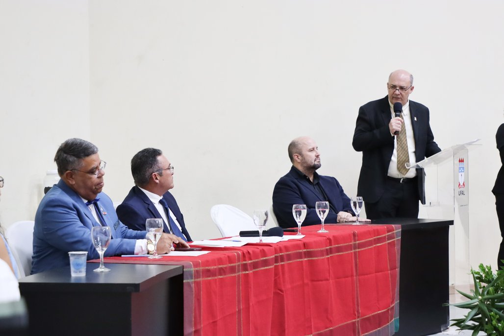 Título de Cidadão Honorário de Maceio \u002D Professor Eraldo Ferraz