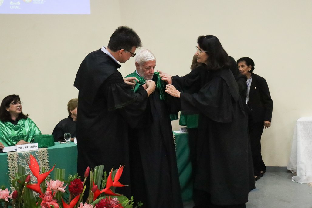 Solenidade Honoris Causa ICBS