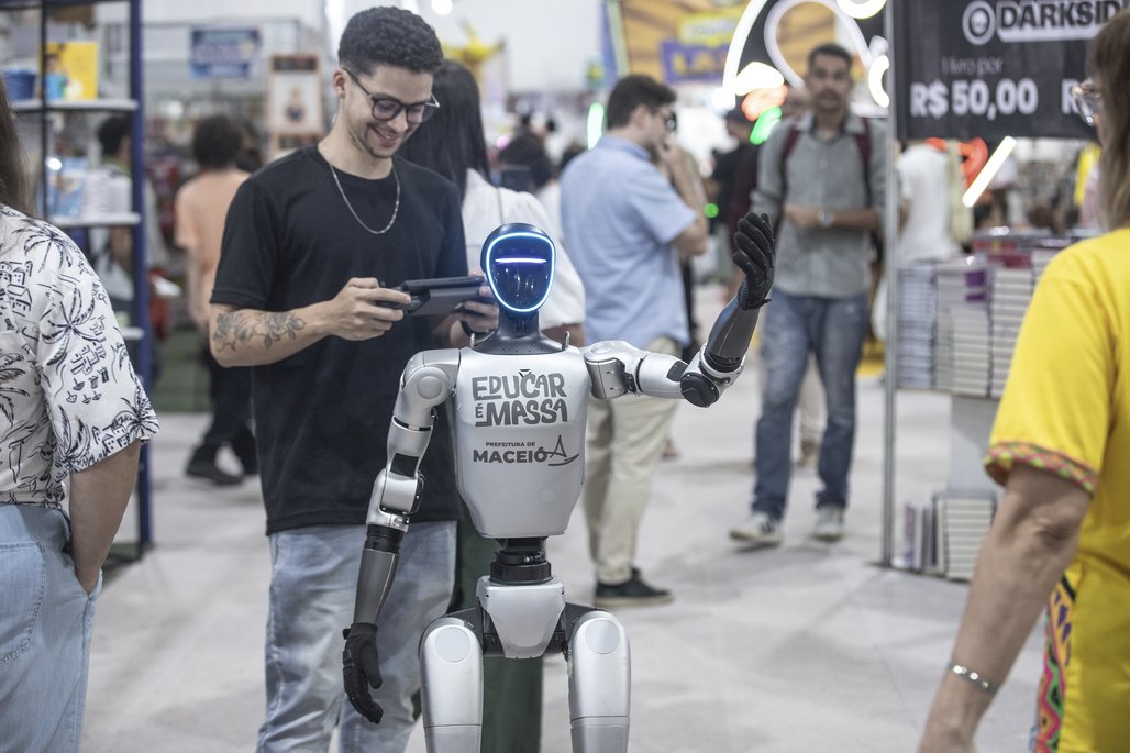 Bienal do Livro de Alagoas 2025 \u002D dia 7 \u002D 06/11