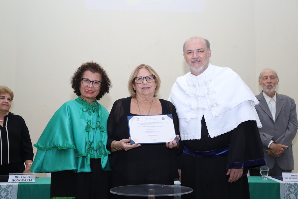 Solenidade Título Professor Emérito ICBS