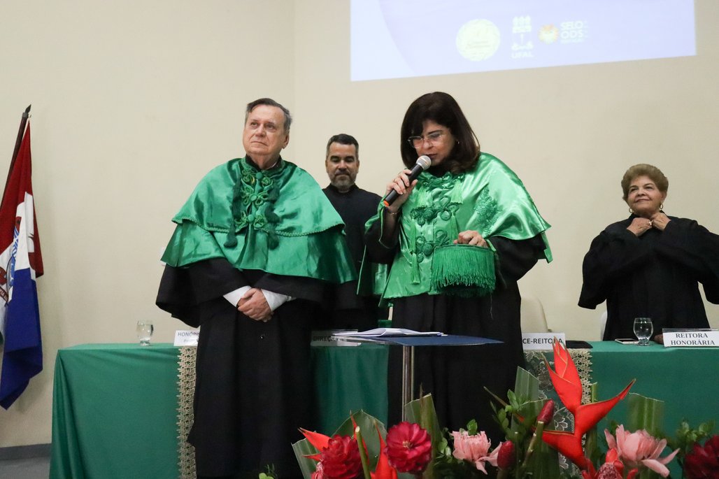 Solenidade Honoris Causa ICBS