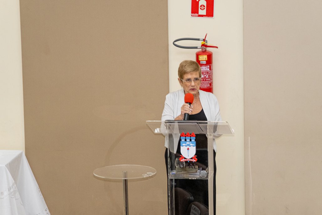 Solenidade Honoris Causa e Professoras Eméritas Enfermagem