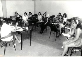 CURSOS DE LINGUÍSTICA