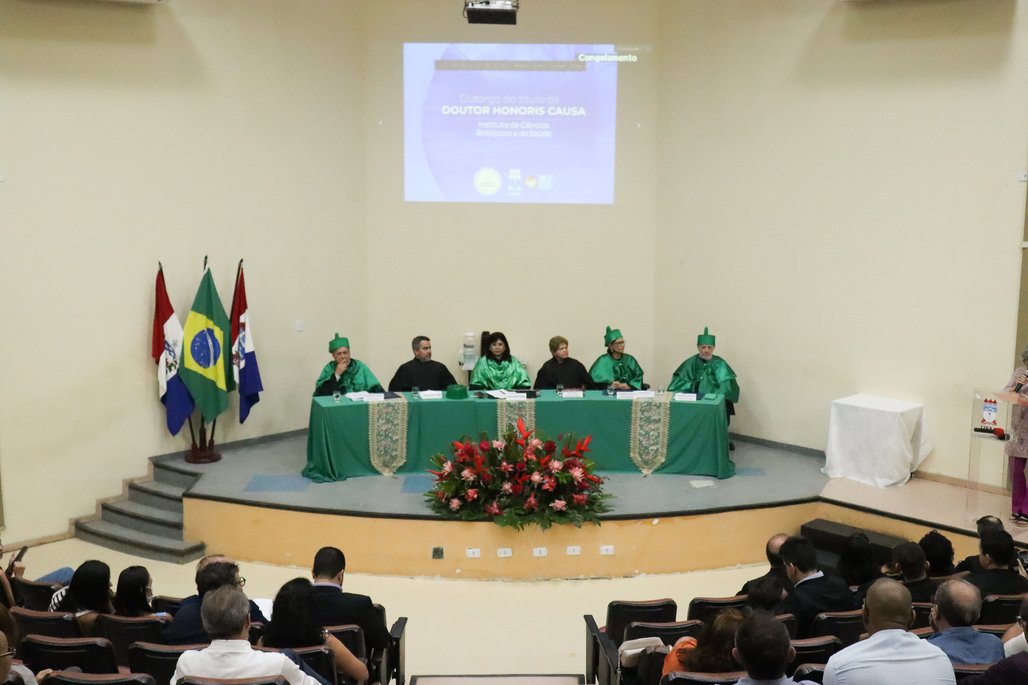 Solenidade Honoris Causa ICBS