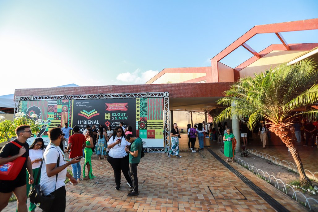Bienal do Livro de Alagoas 2025 \u002D dia 5 \u002D 04/11