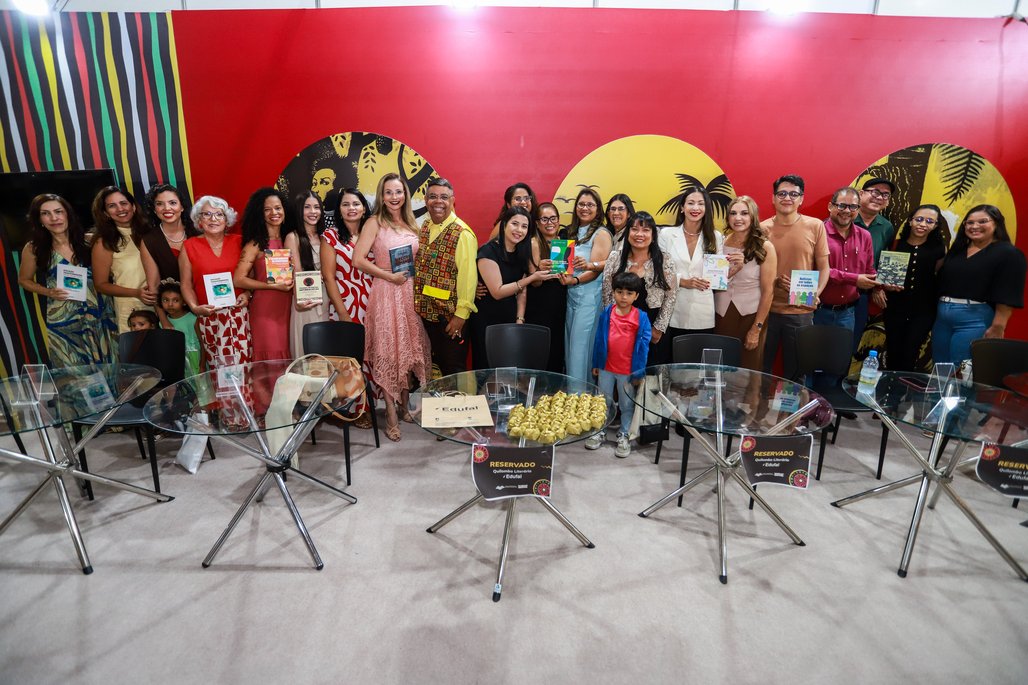 Bienal do Livro de Alagoas 2025 \u002D dia 5 \u002D 04/11