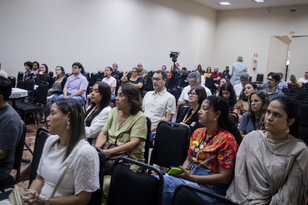 Bienal do Livro de lagoas 2025 \u002D dia 2 \u002D 01/11
