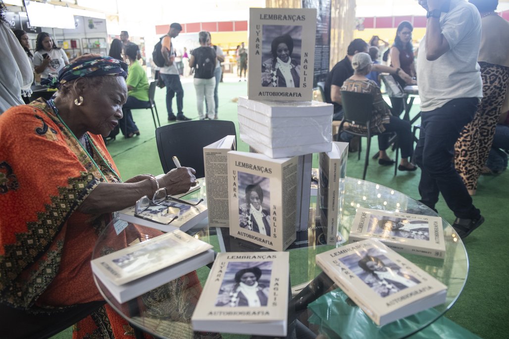 Bienal do Livro de Alagoas 2025 \u002D dia 7 \u002D 06/11
