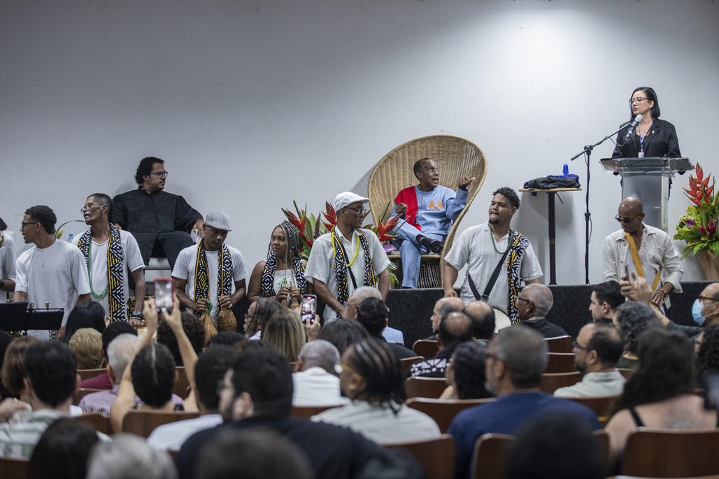 Bienal do Livro de lagoas 2025 \u002D dia 2 \u002D 01/11